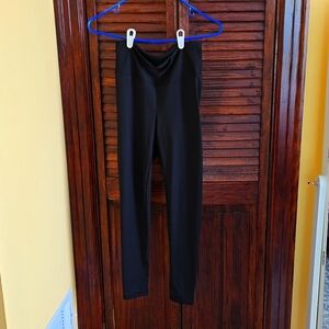 Black butt scrunch small legging